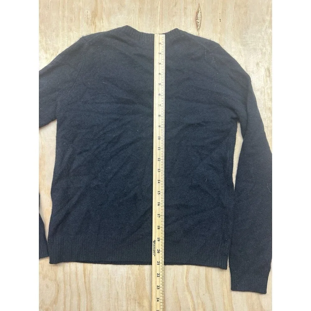 Caslon 100% cashmere black V neck sweater size XS NWTs Women’s Pullover Capsule‎